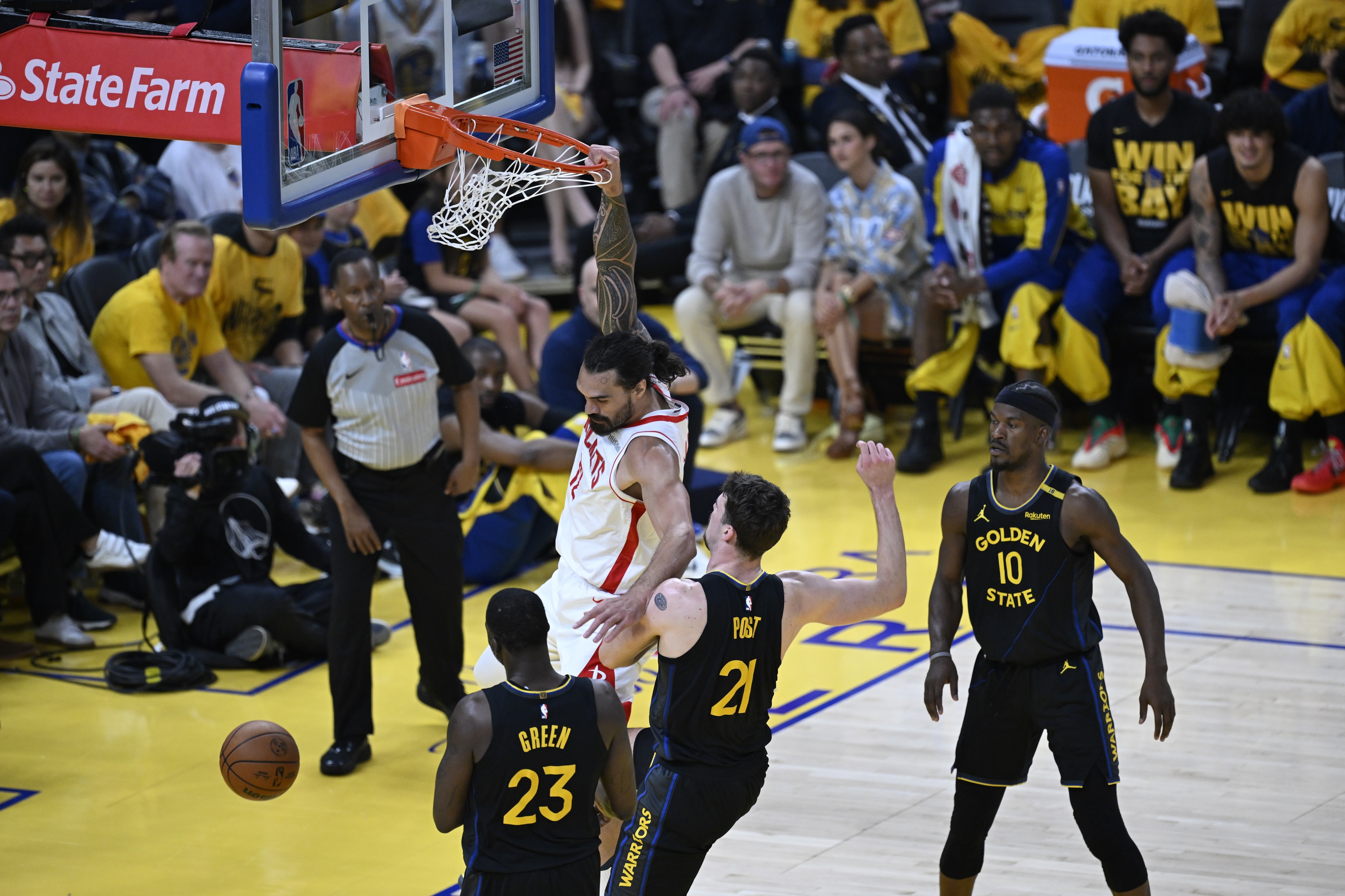 爵士队大胜灰熊，连胜场次达到场创纪录