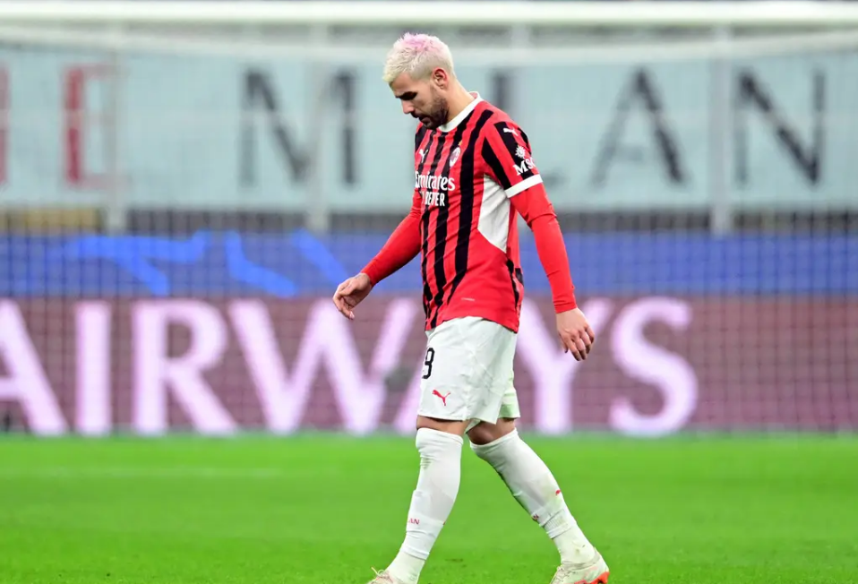 遭遇尴尬,AC米兰陷入低谷的简单介绍 遭遇尴尬,AC米兰陷入低谷的简单介绍