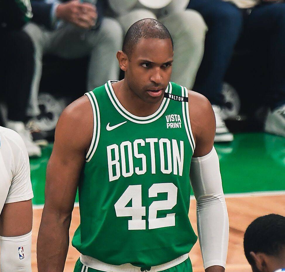 关于凯尔特人队实力强劲，时期将会无往不利的信息