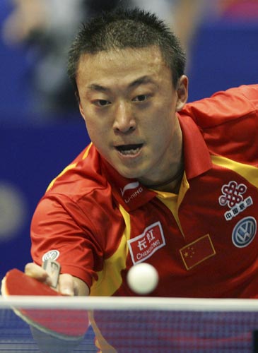 中国队横扫马来西亚队，马琳带队取胜